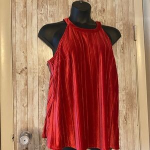 Torrid Red Velvet Pleated goddess tank size 0 / Large / 12 Oversized loose fit